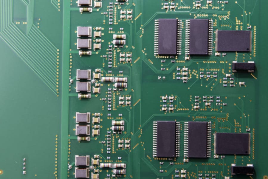 pcb過孔蓋油和開窗，pcb過孔蓋油怎么設置？